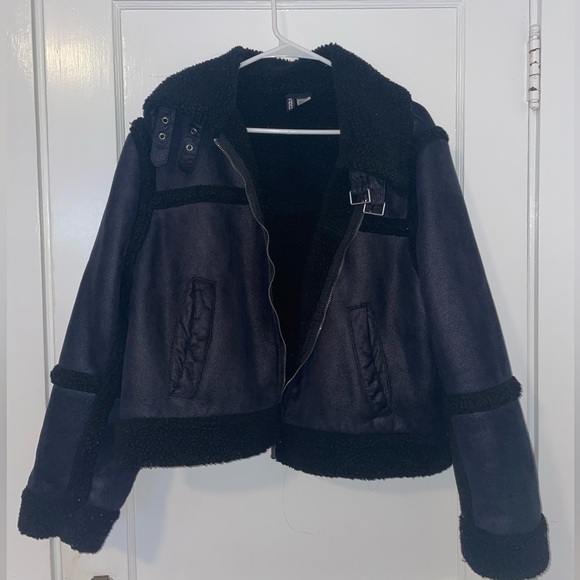 H&M jacket - Picture 2 of 2